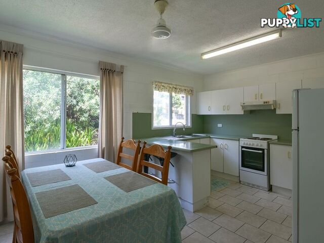 Unit 2/3 Eshelby Drive CANNONVALE QLD 4802