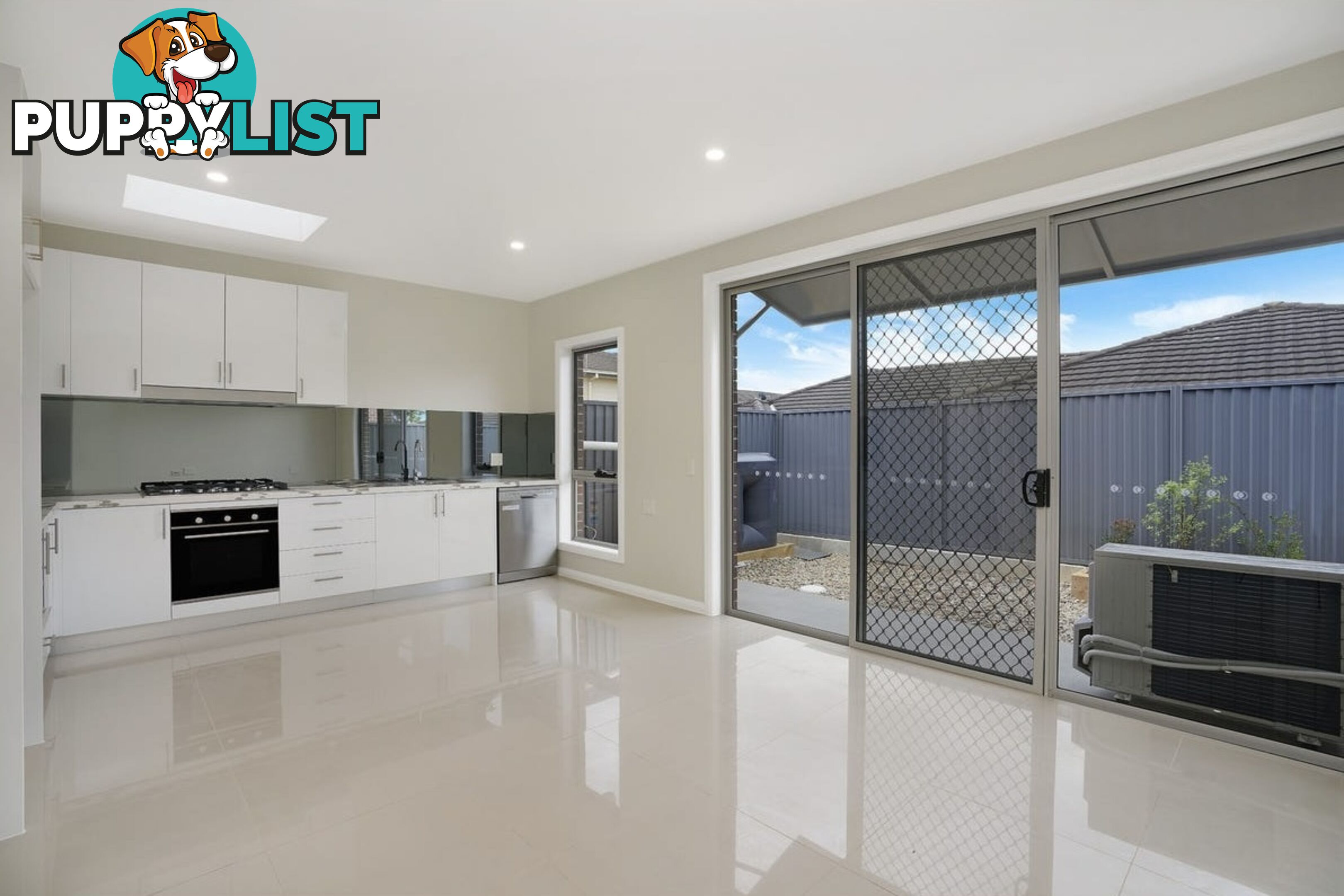 10/27-29 Tungarra Road GIRRAWEEN NSW 2145