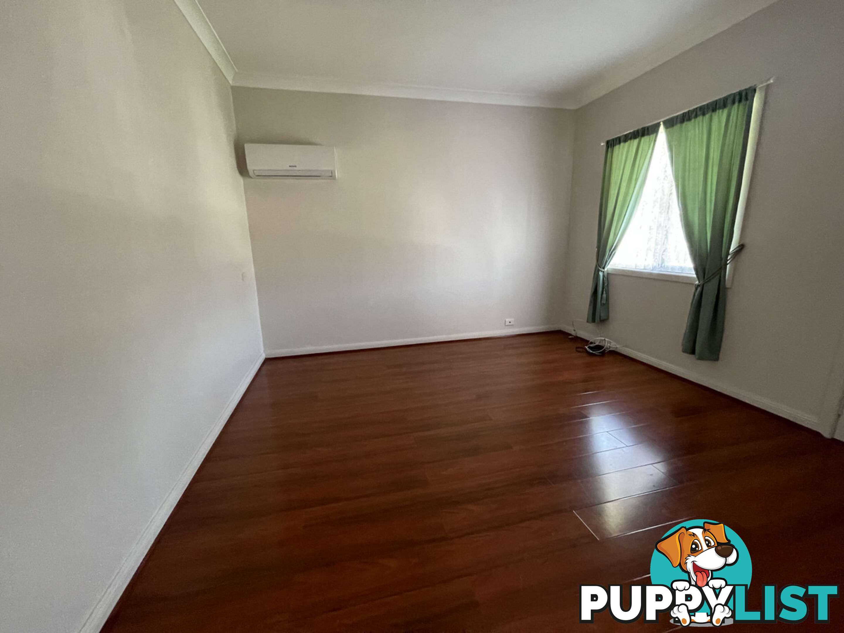 33 Oatlands Street WENTWORTHVILLE NSW 2145