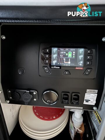 2021 Patriot Campers X1 - Pristine, like-new condition