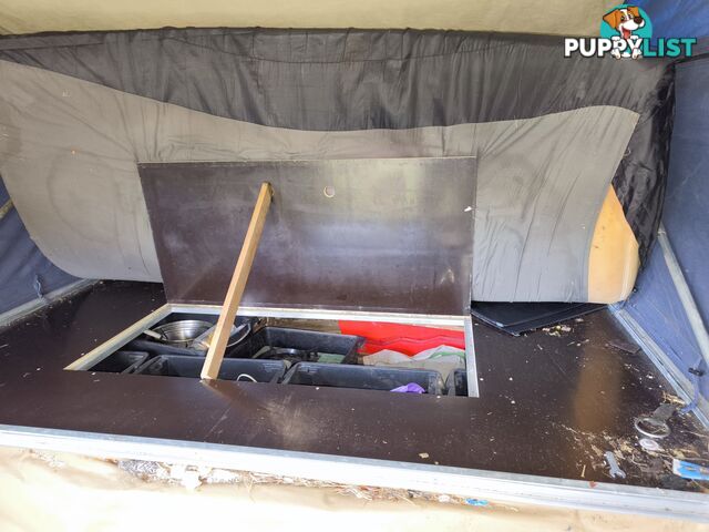 2010 Dingo Camper trailer