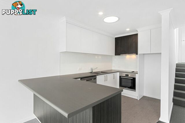 2/32 Pearl Place BLACKMANS BAY TAS 7052