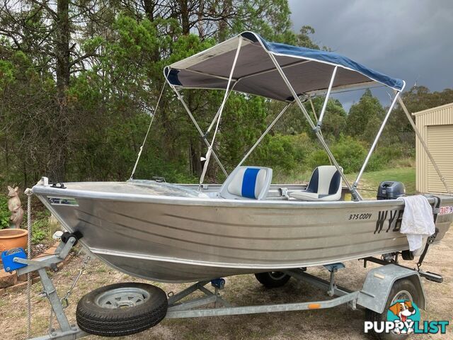 3.75m Cody tinny