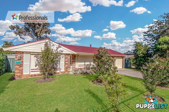 82 Shadlow Crescent St Clair NSW 2759