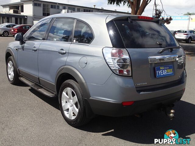 2011 HOLDEN CAPTIVA SX (FWD) CG MY10 SUV, 4 DOORS, 7 SEATS