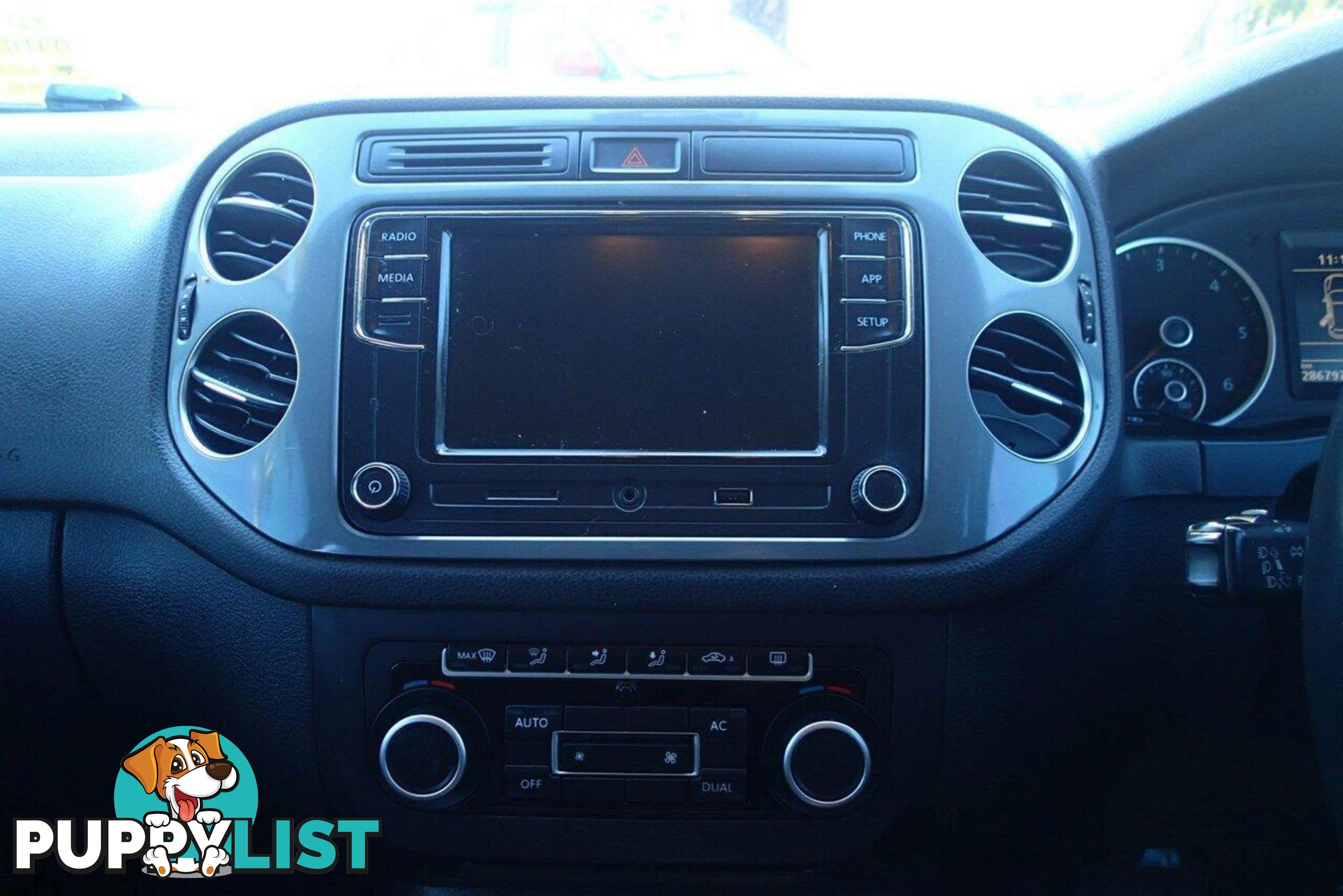 2012 VOLKSWAGEN TIGUAN 103 TDI 5NC MY12 SUV, 4 DOORS, 5 SEATS
