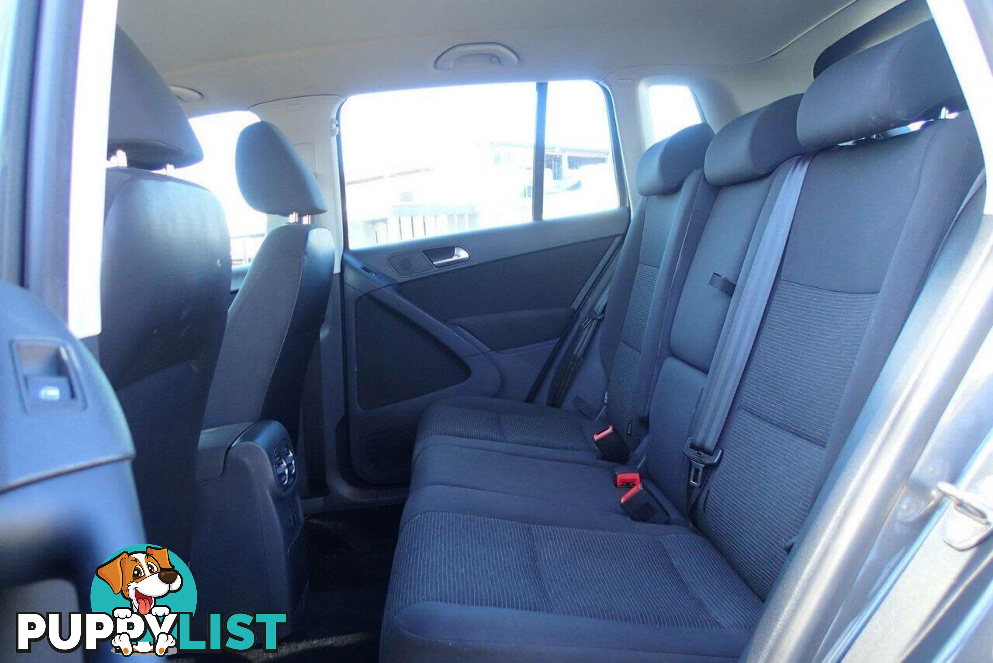 2012 VOLKSWAGEN TIGUAN 103 TDI 5NC MY12 SUV, 4 DOORS, 5 SEATS