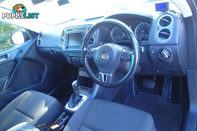 2012 VOLKSWAGEN TIGUAN 103 TDI 5NC MY12 SUV, 4 DOORS, 5 SEATS