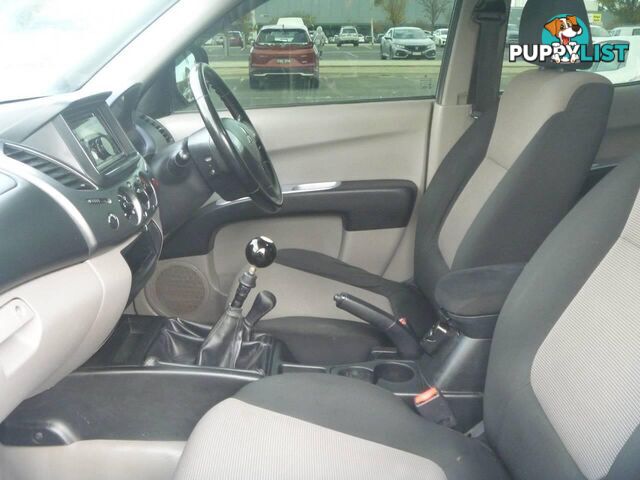 2013 MITSUBISHI TRITON GLX MN MY13 UTE TRAY, 4 DOORS, 5 SEATS