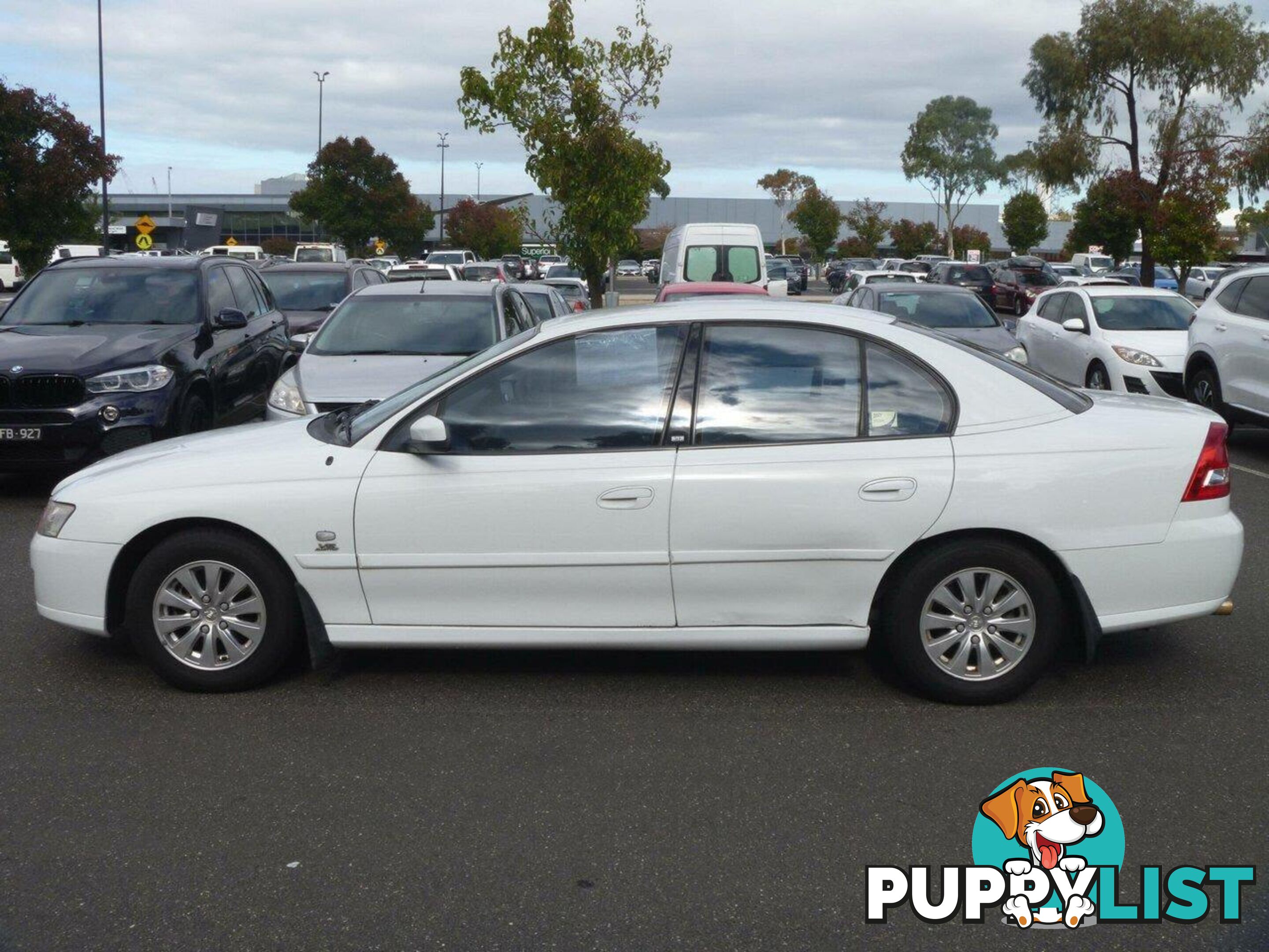 2005 HOLDEN COMMODORE ACCLAIM VZ SEDAN, 4 DOORS, 5 SEATS