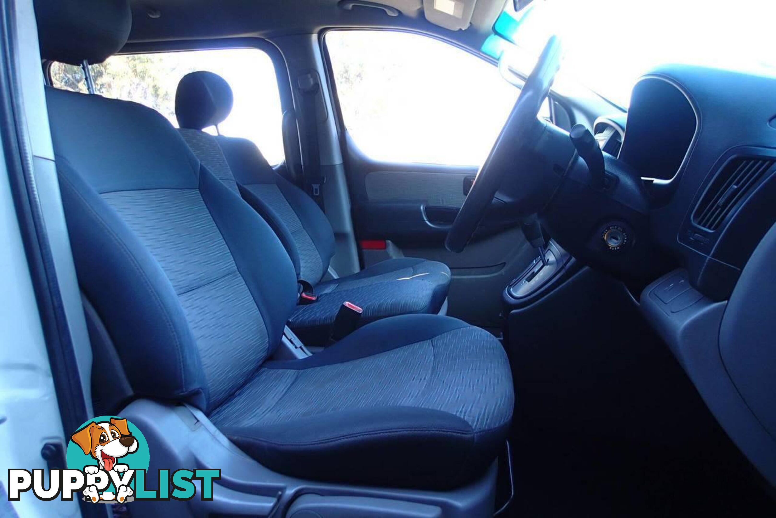 2011 HYUNDAI ILOAD  TQ MY11 COMMERCIAL, 4 DOORS, 3 SEATS