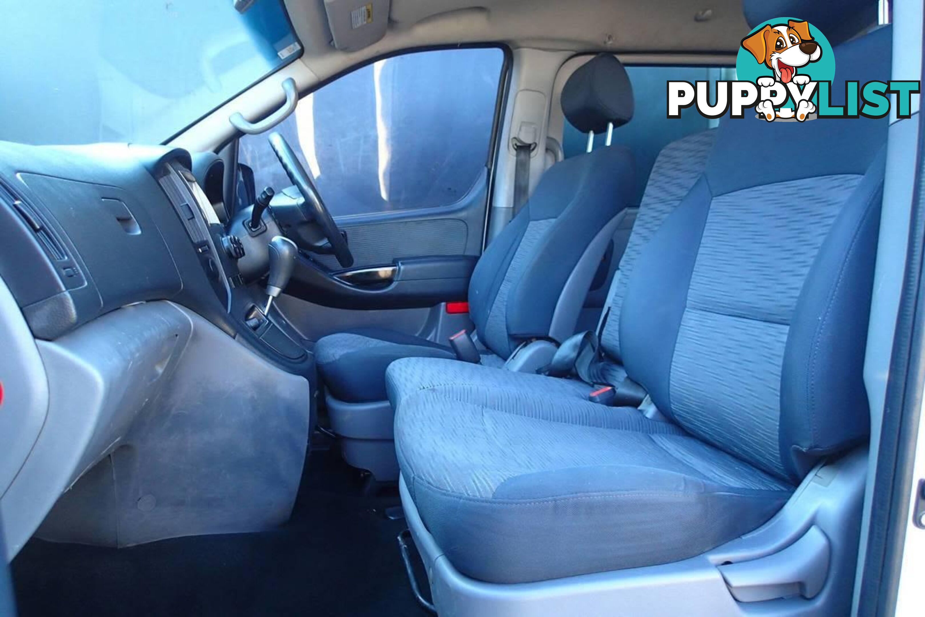 2011 HYUNDAI ILOAD  TQ MY11 COMMERCIAL, 4 DOORS, 3 SEATS