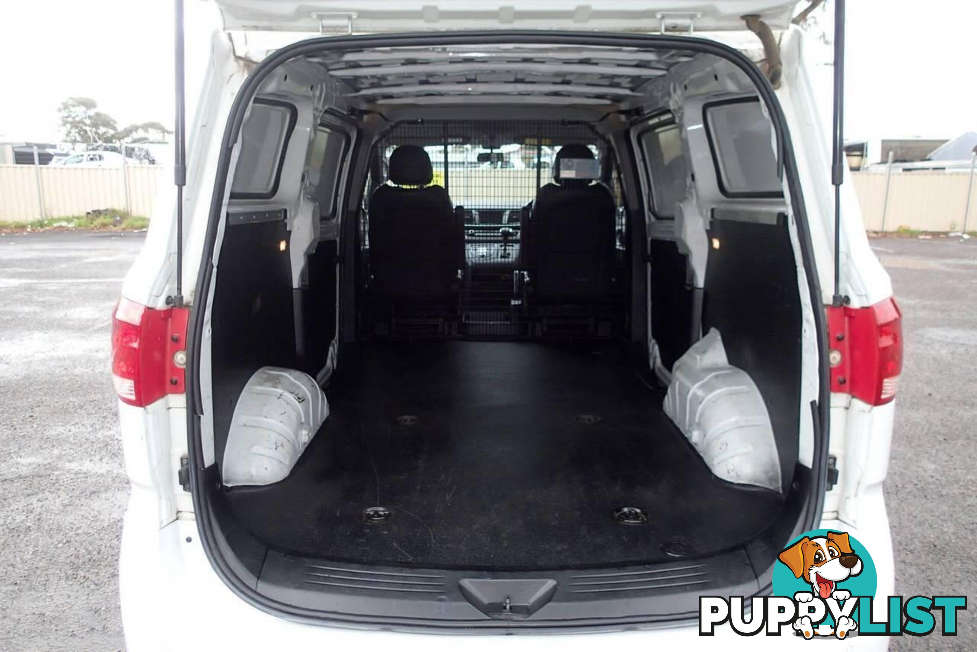 2020 LDV G10 LIFT DOOR SV7C MY20 COMMERCIAL, 4 DOORS, 2 SEATS