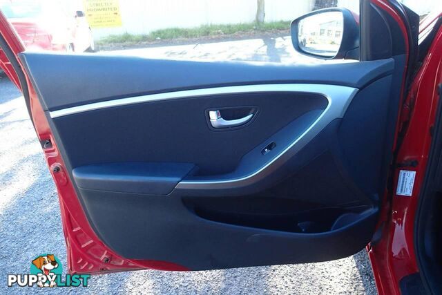 2013 HYUNDAI I30 ACTIVE GD HATCH, 5 DOORS, 5 SEATS