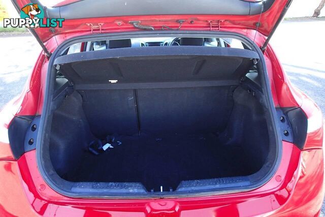 2013 HYUNDAI I30 ACTIVE GD HATCH, 5 DOORS, 5 SEATS