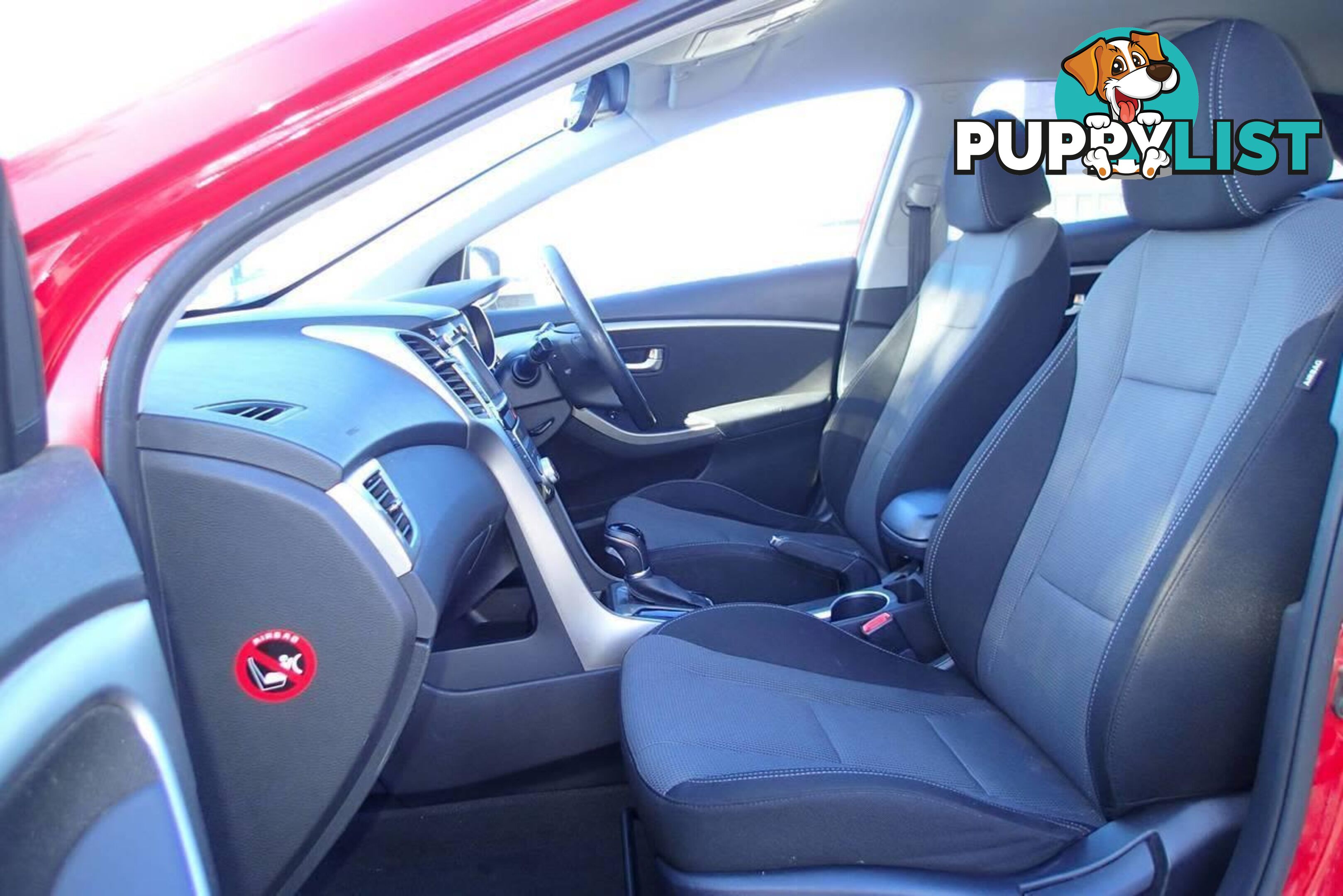 2013 HYUNDAI I30 ACTIVE GD HATCH, 5 DOORS, 5 SEATS