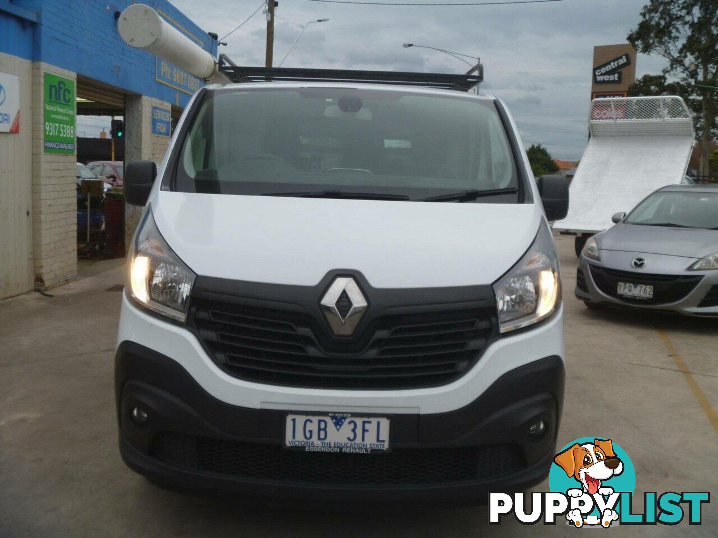 2015 RENAULT TRAFIC SWB X82 COMMERCIAL, 4 DOORS, 3 SEATS