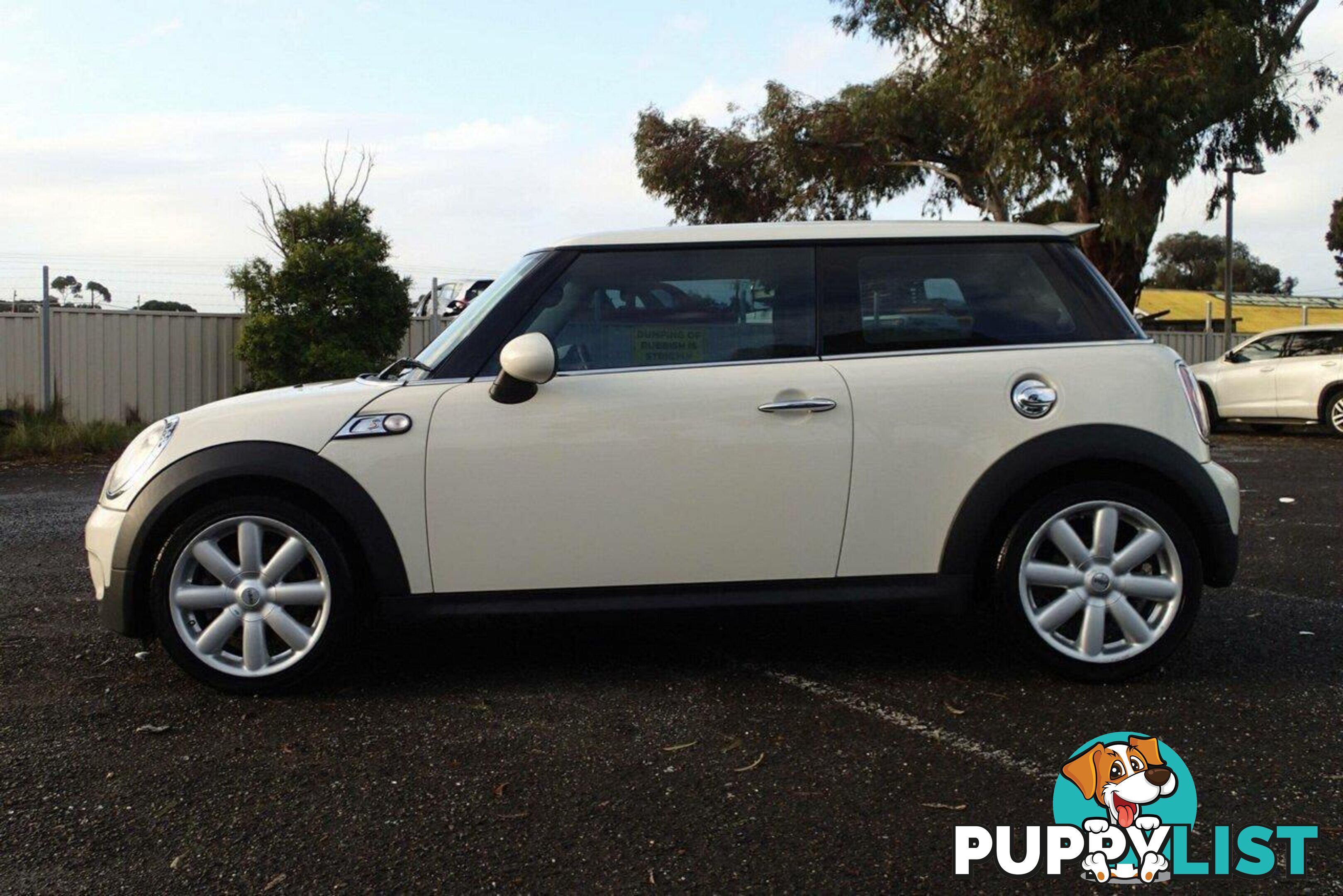 2009 MINI COOPER S R56 HATCH, 2 DOORS, 4 SEATS