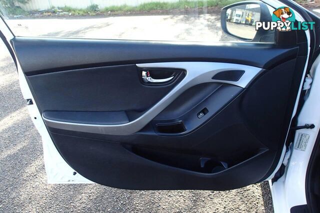 2013 HYUNDAI ELANTRA ACTIVE MD2 SEDAN, 4 DOORS, 5 SEATS