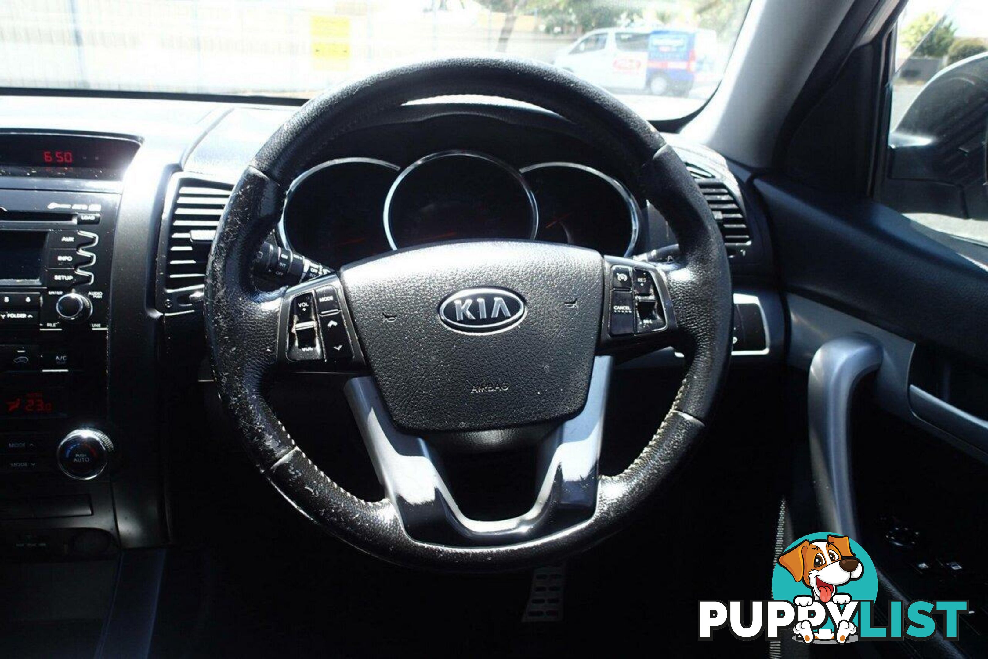 2010 KIA SORENTO PLATINUM (4X4) XM SUV, 4 DOORS, 7 SEATS