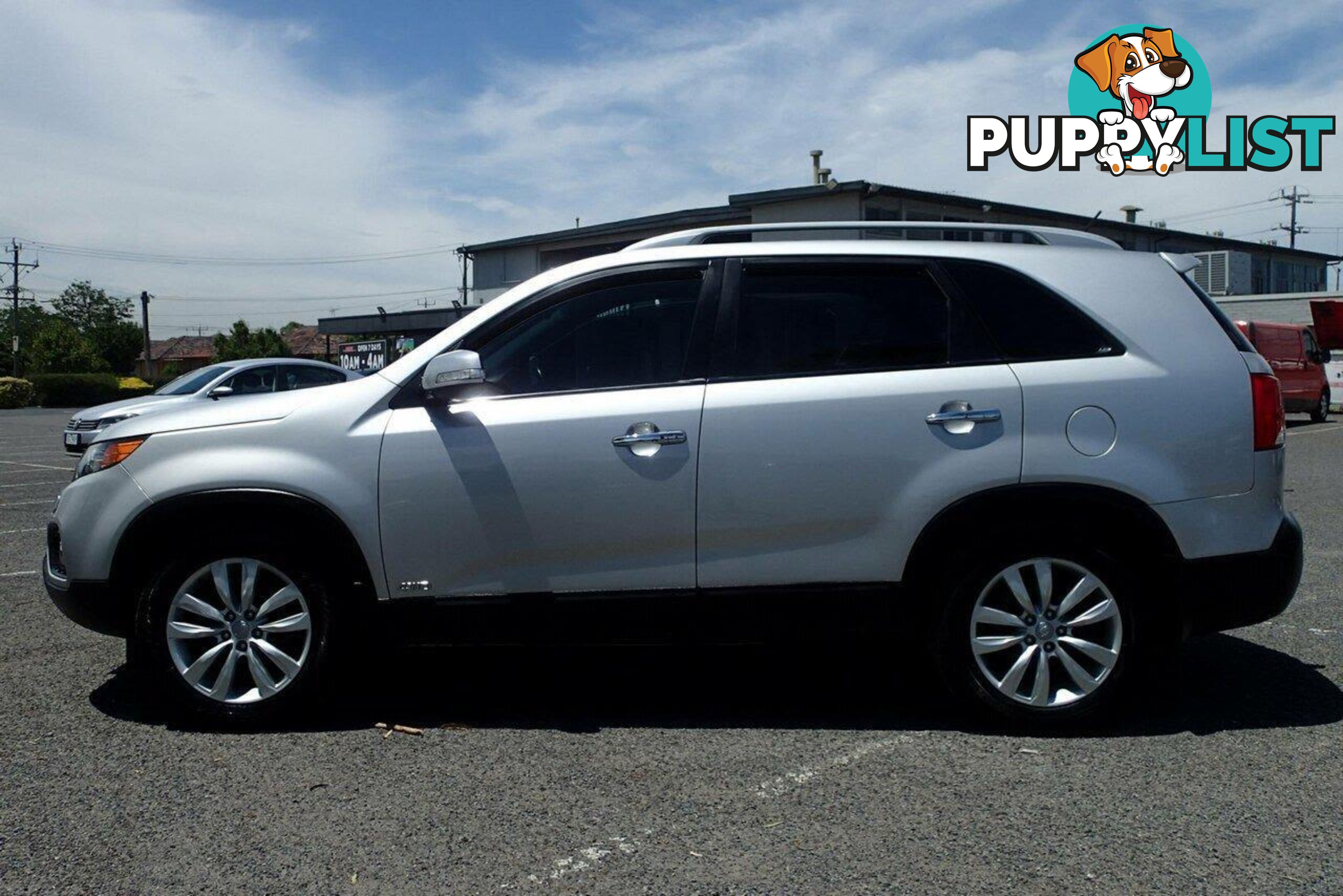 2010 KIA SORENTO PLATINUM (4X4) XM SUV, 4 DOORS, 7 SEATS