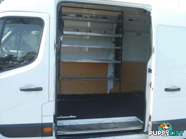 2017 RENAULT MASTER HIGH ROOF ELWB AMT RWD  -