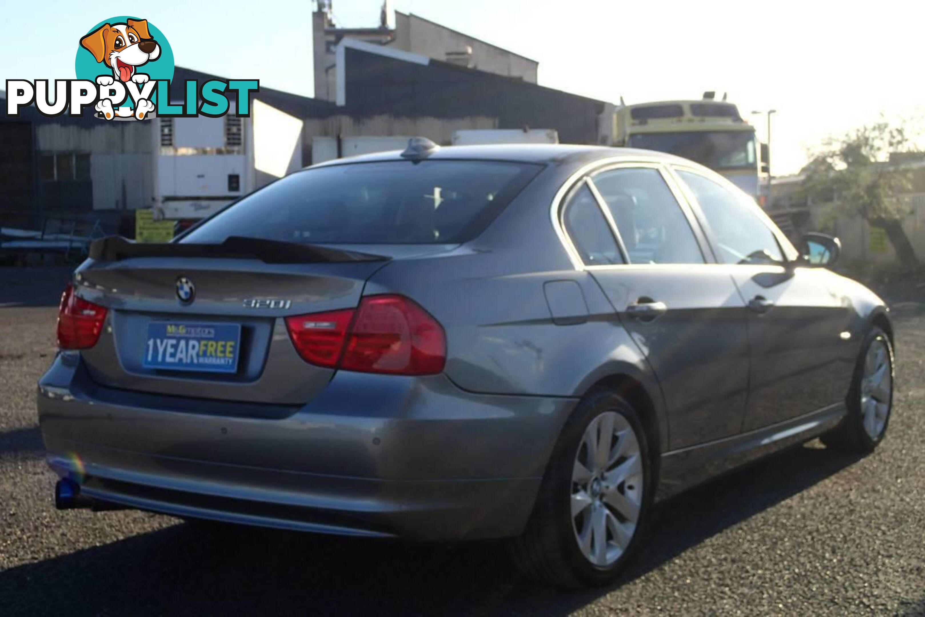 2011 BMW 320I LIFESTYLE E90 MY11 SEDAN, 4 DOORS, 5 SEATS