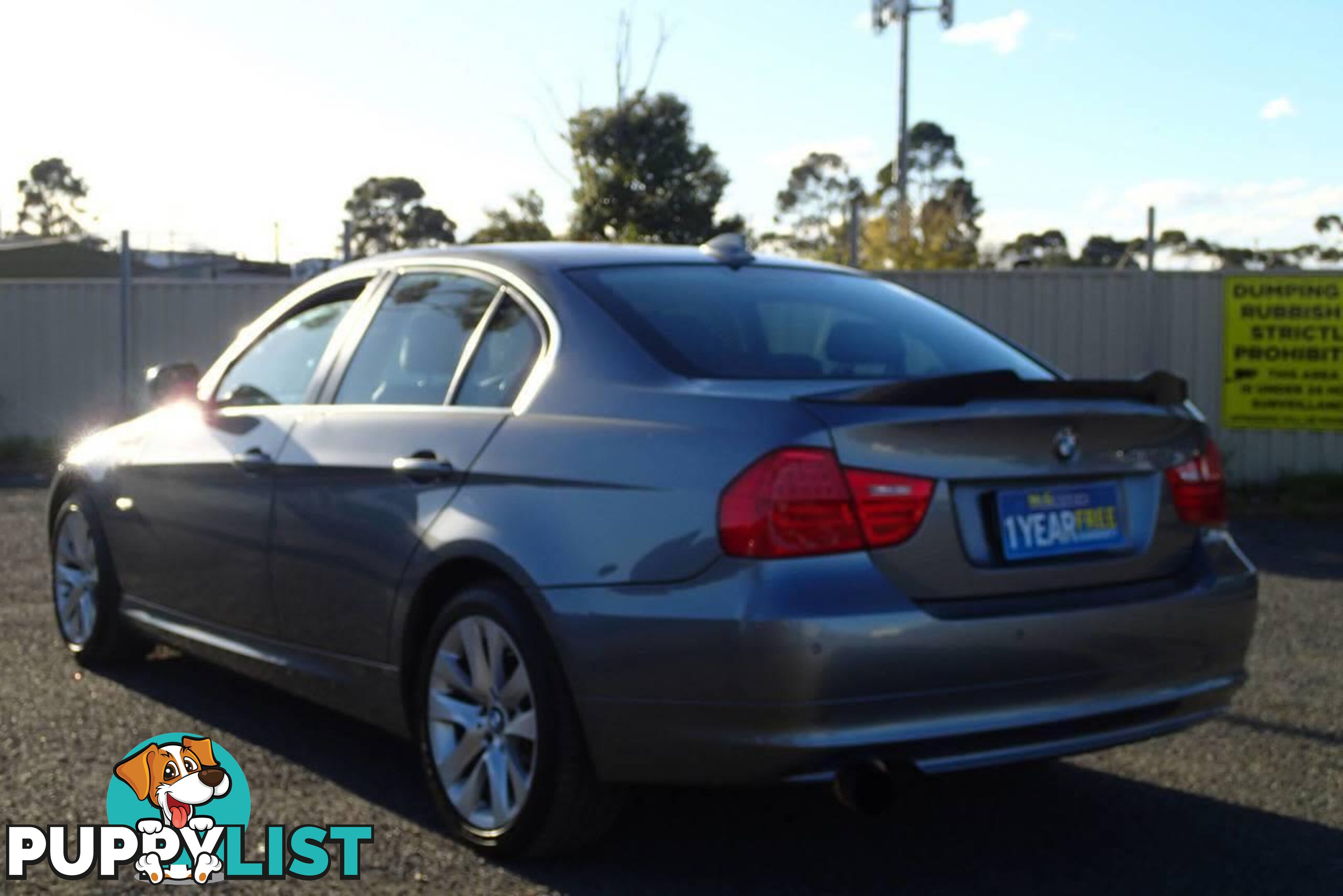 2011 BMW 320I LIFESTYLE E90 MY11 SEDAN, 4 DOORS, 5 SEATS