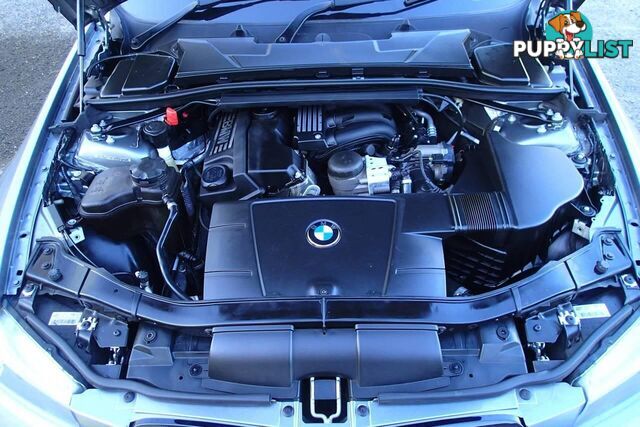 2011 BMW 320I LIFESTYLE E90 MY11 SEDAN, 4 DOORS, 5 SEATS