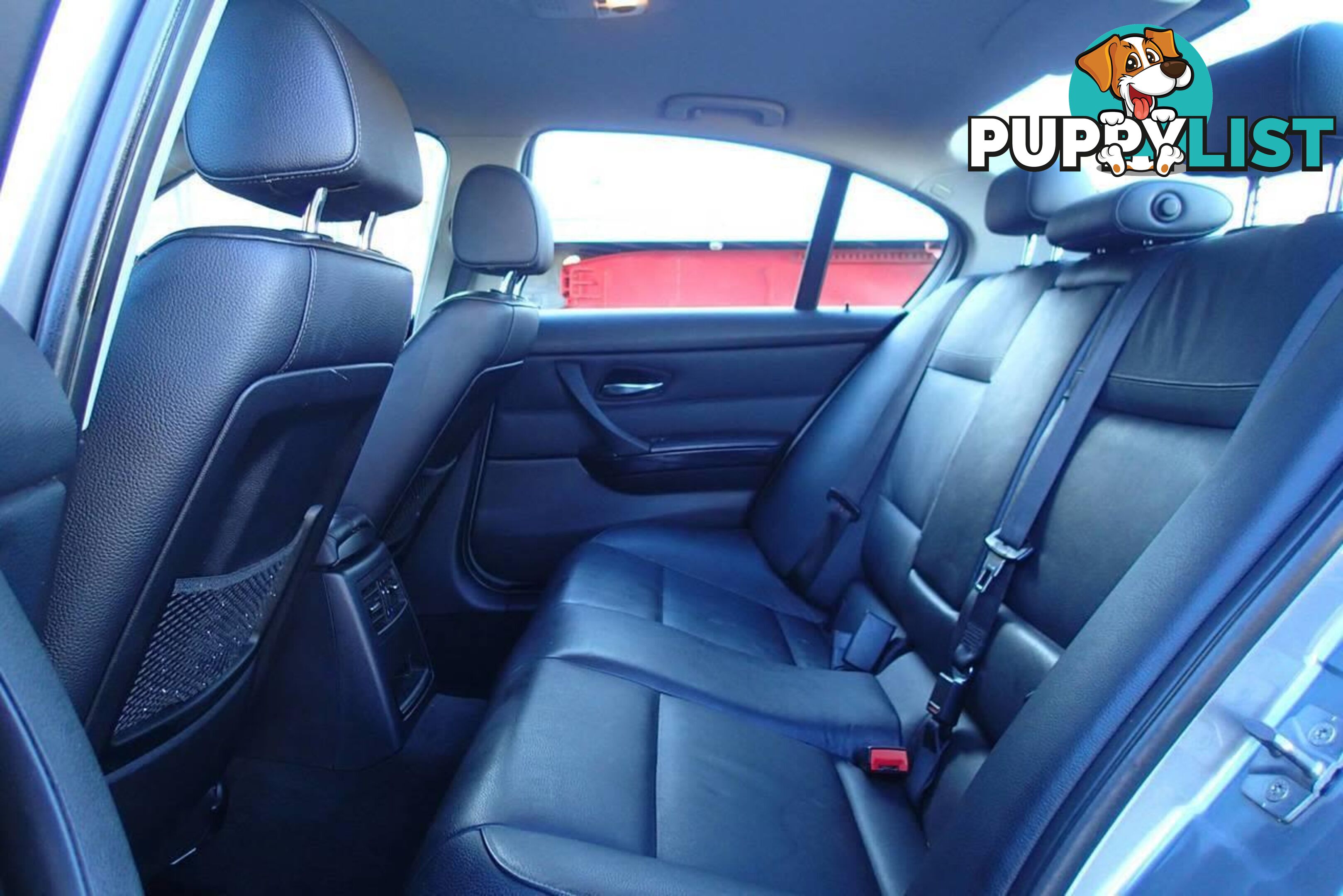 2011 BMW 320I LIFESTYLE E90 MY11 SEDAN, 4 DOORS, 5 SEATS