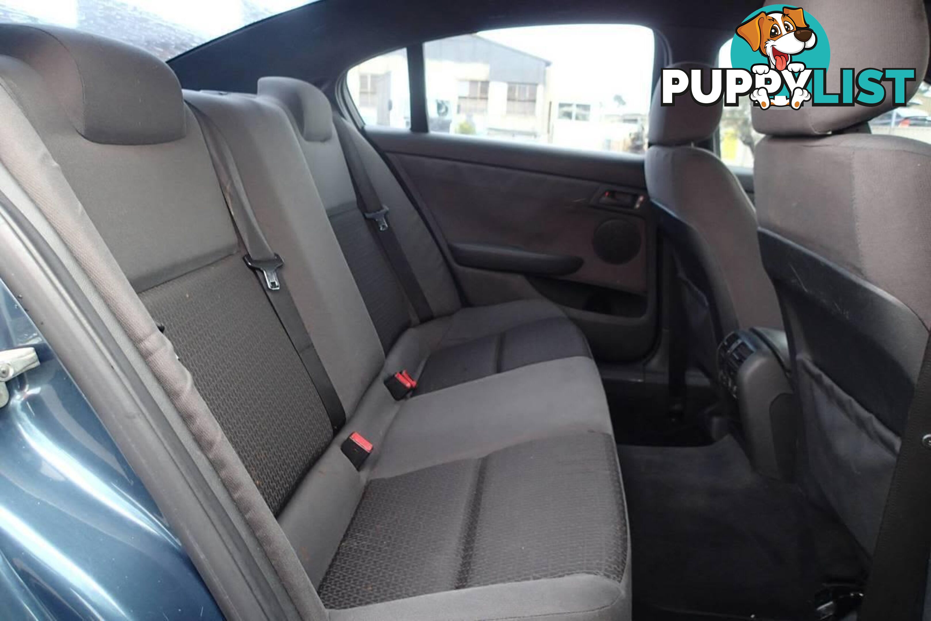 2009 HOLDEN COMMODORE OMEGA VE MY10 SEDAN, 4 DOORS, 5 SEATS