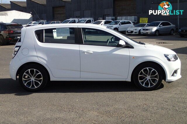 2017 HOLDEN BARINA CD TM MY18 HATCH, 5 DOORS, 5 SEATS