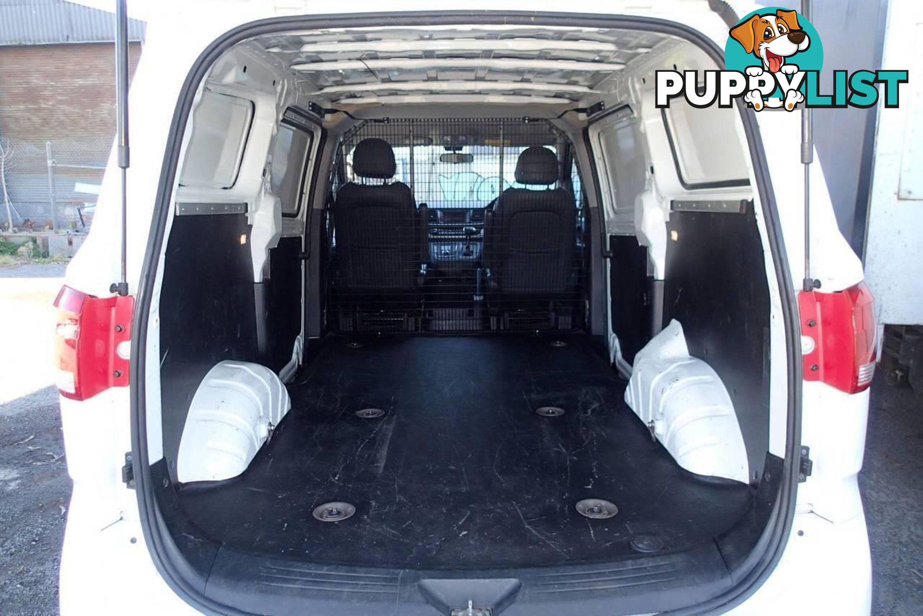 2020 LDV G10 LIFT DOOR SV7C COMMERCIAL, 4 DOORS, 2 SEATS