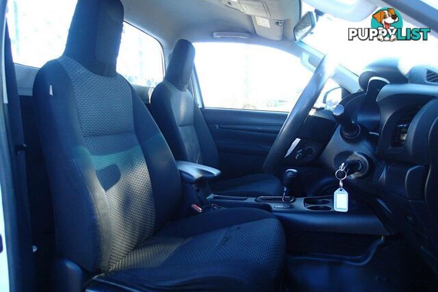 2016 TOYOTA HILUX WORKMATE TGN121R UTE TRAY, 2 DOORS, 2 SEATS
