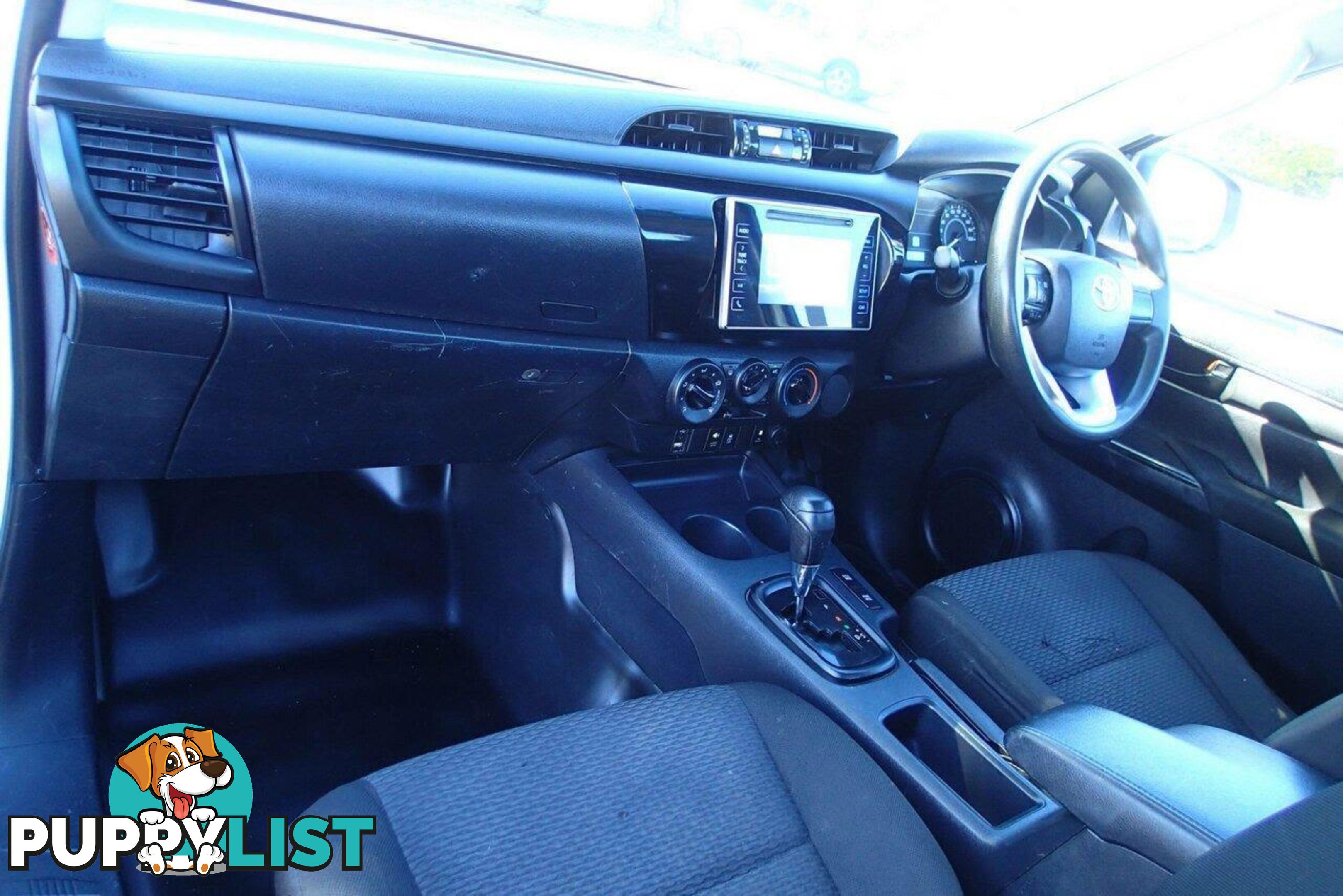2016 TOYOTA HILUX WORKMATE TGN121R UTE TRAY, 2 DOORS, 2 SEATS