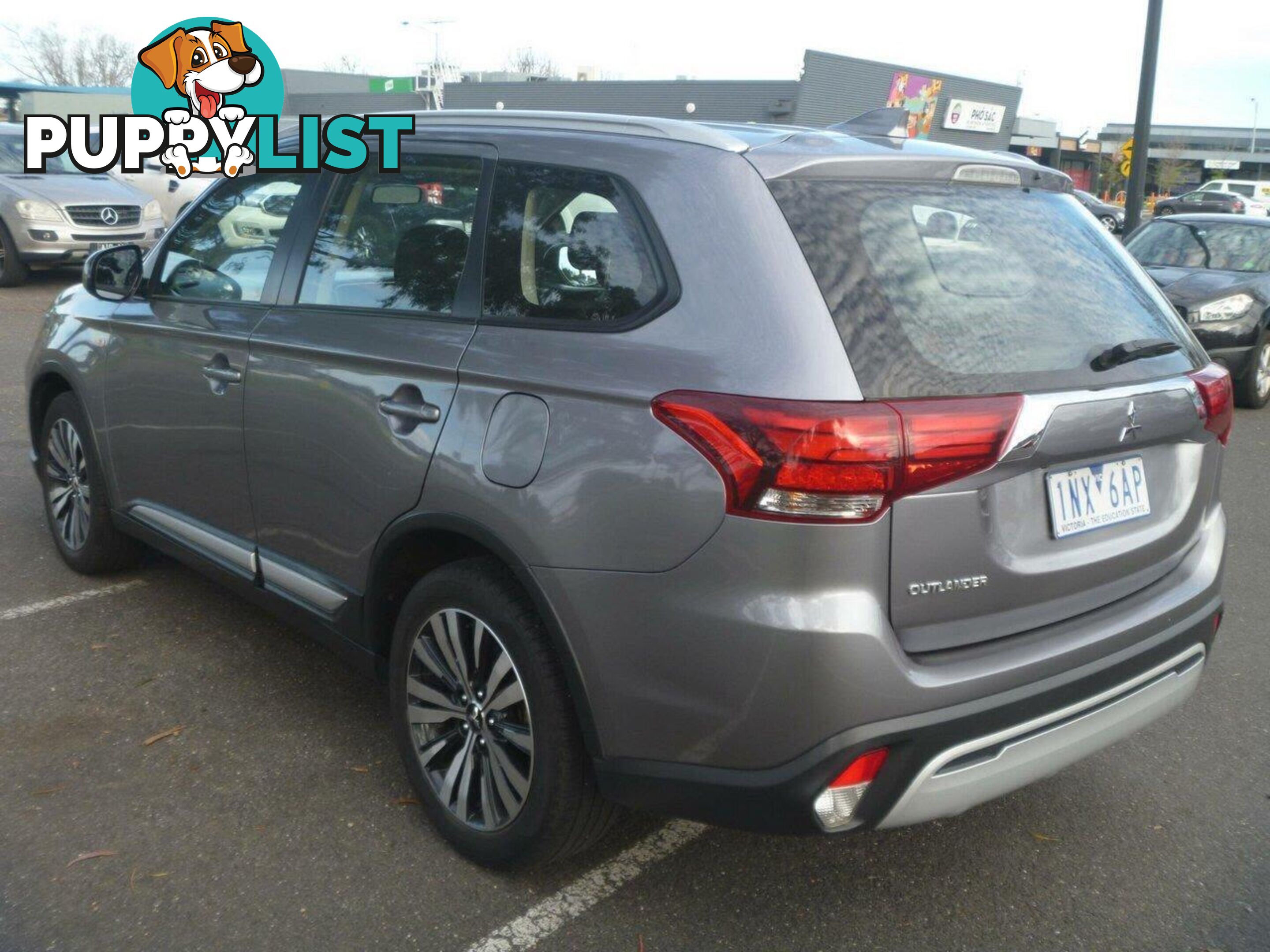 2018 MITSUBISHI OUTLANDER ES 7 SEAT (2WD) ZL MY18.5 SUV, 4 DOORS, 7 SEATS