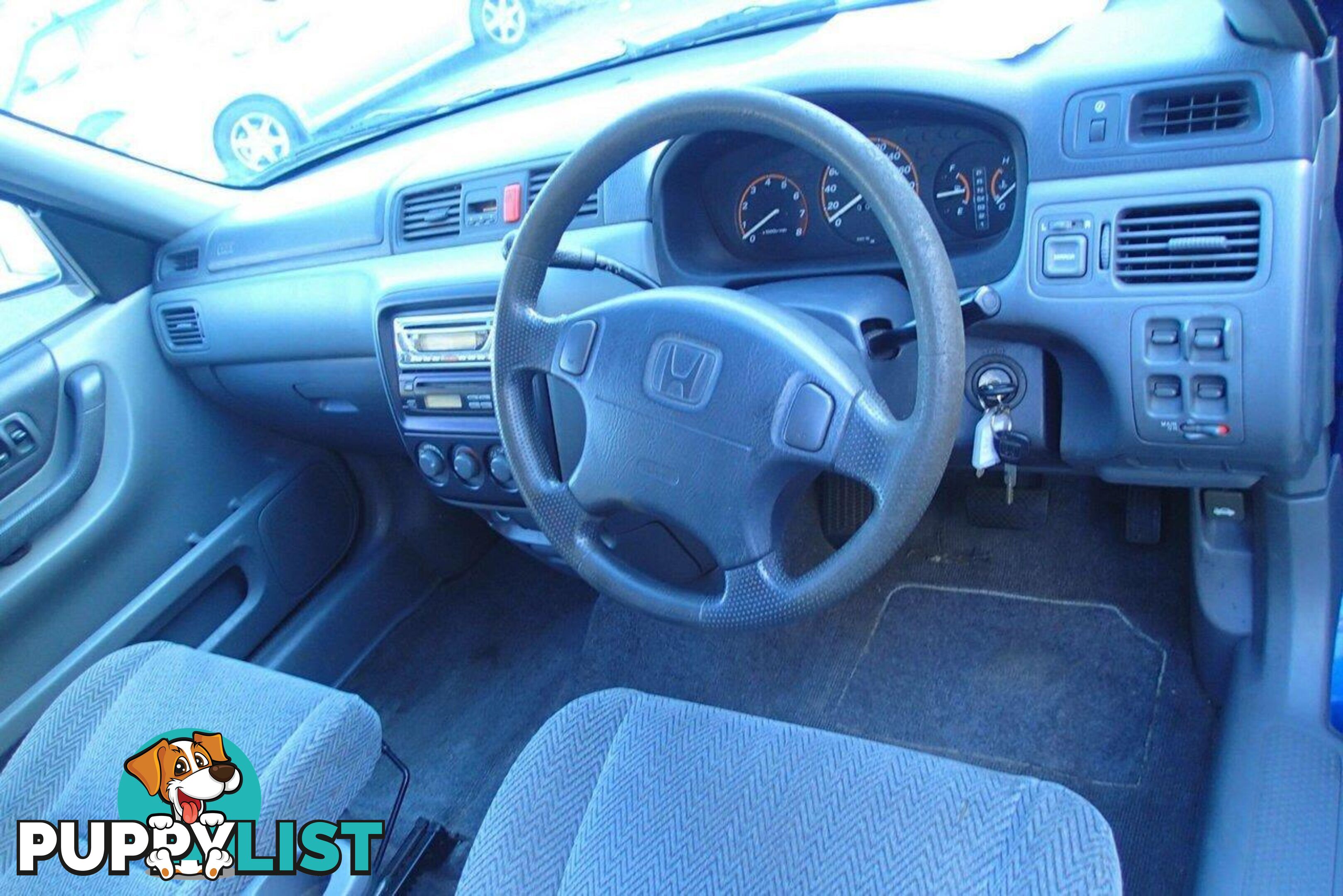 1997 HONDA CR-V (4X4)  SUV, 4 DOORS, 5 SEATS