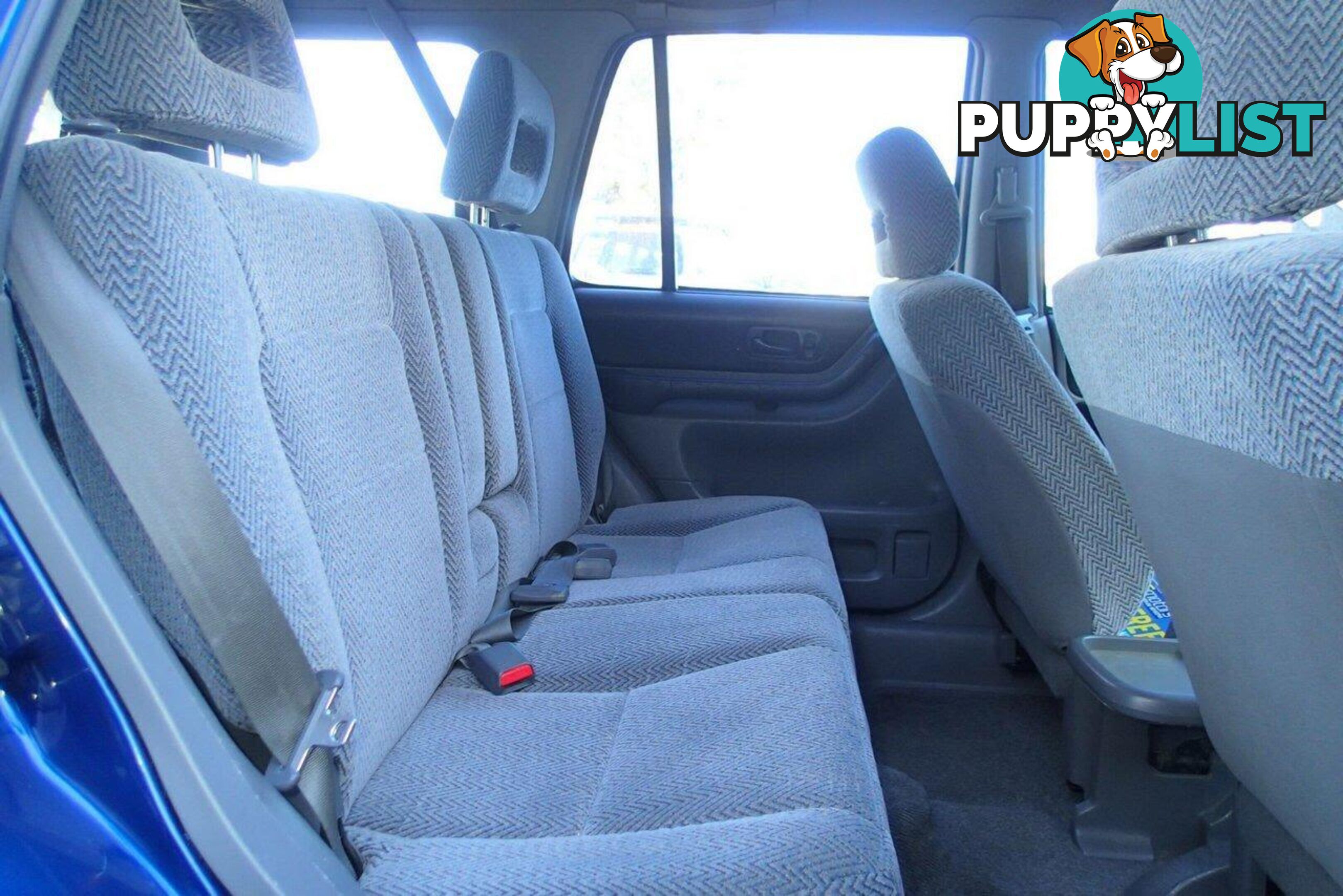 1997 HONDA CR-V (4X4)  SUV, 4 DOORS, 5 SEATS
