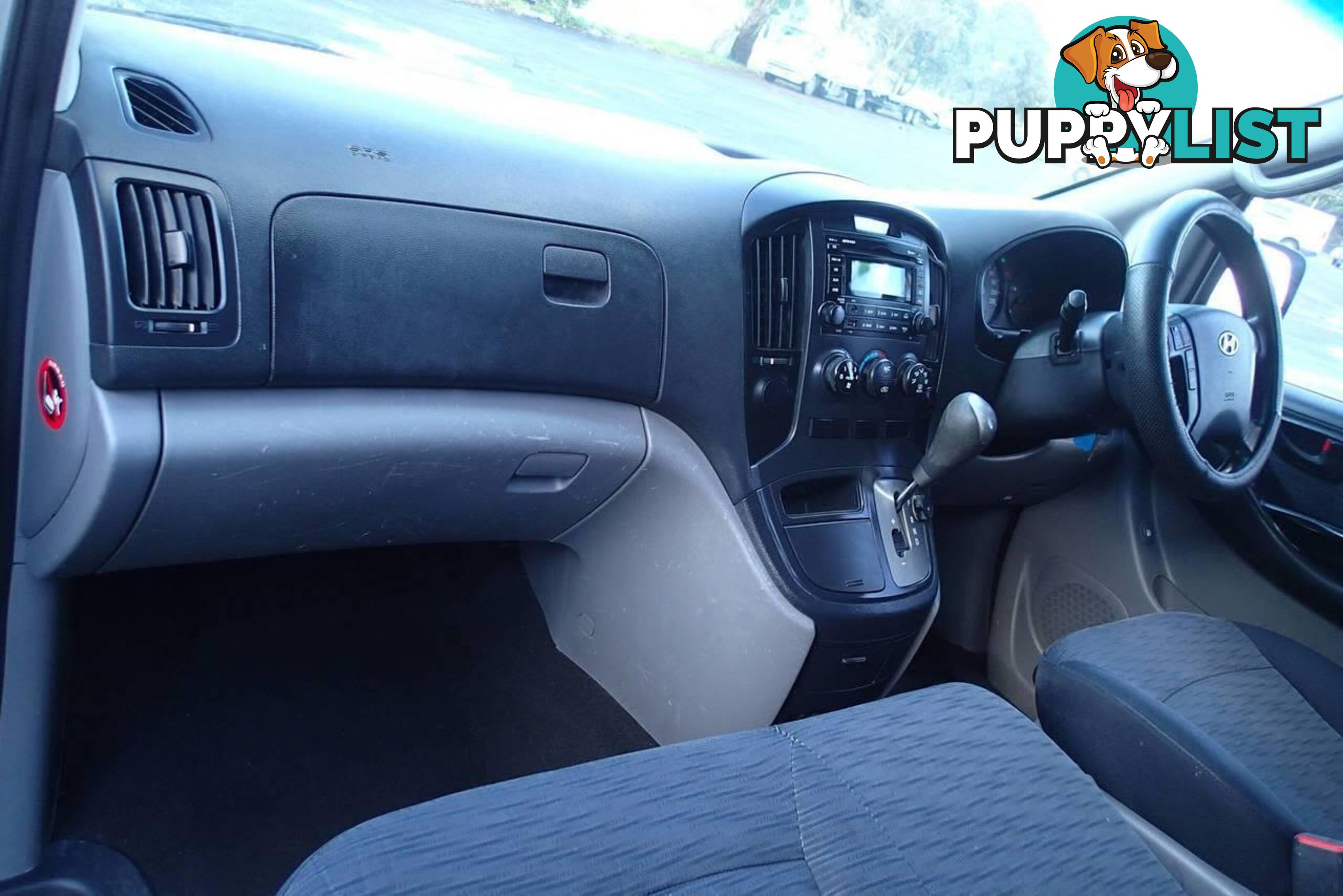 2011 HYUNDAI ILOAD  TQ MY11 COMMERCIAL, 4 DOORS, 3 SEATS