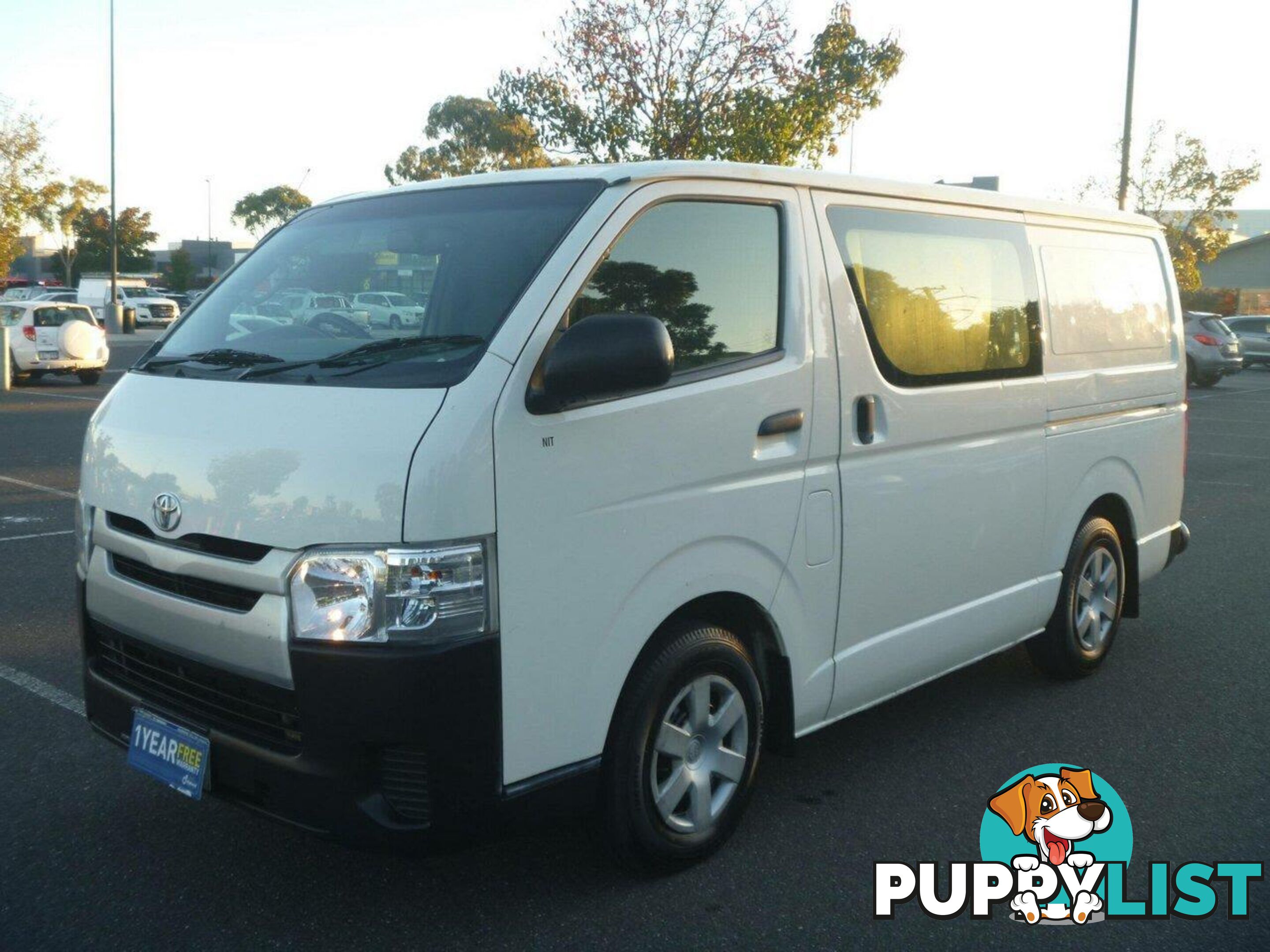 2018 TOYOTA HIACE LWB TRH201R MY16 COMMERCIAL, 4 DOORS, 2 SEATS