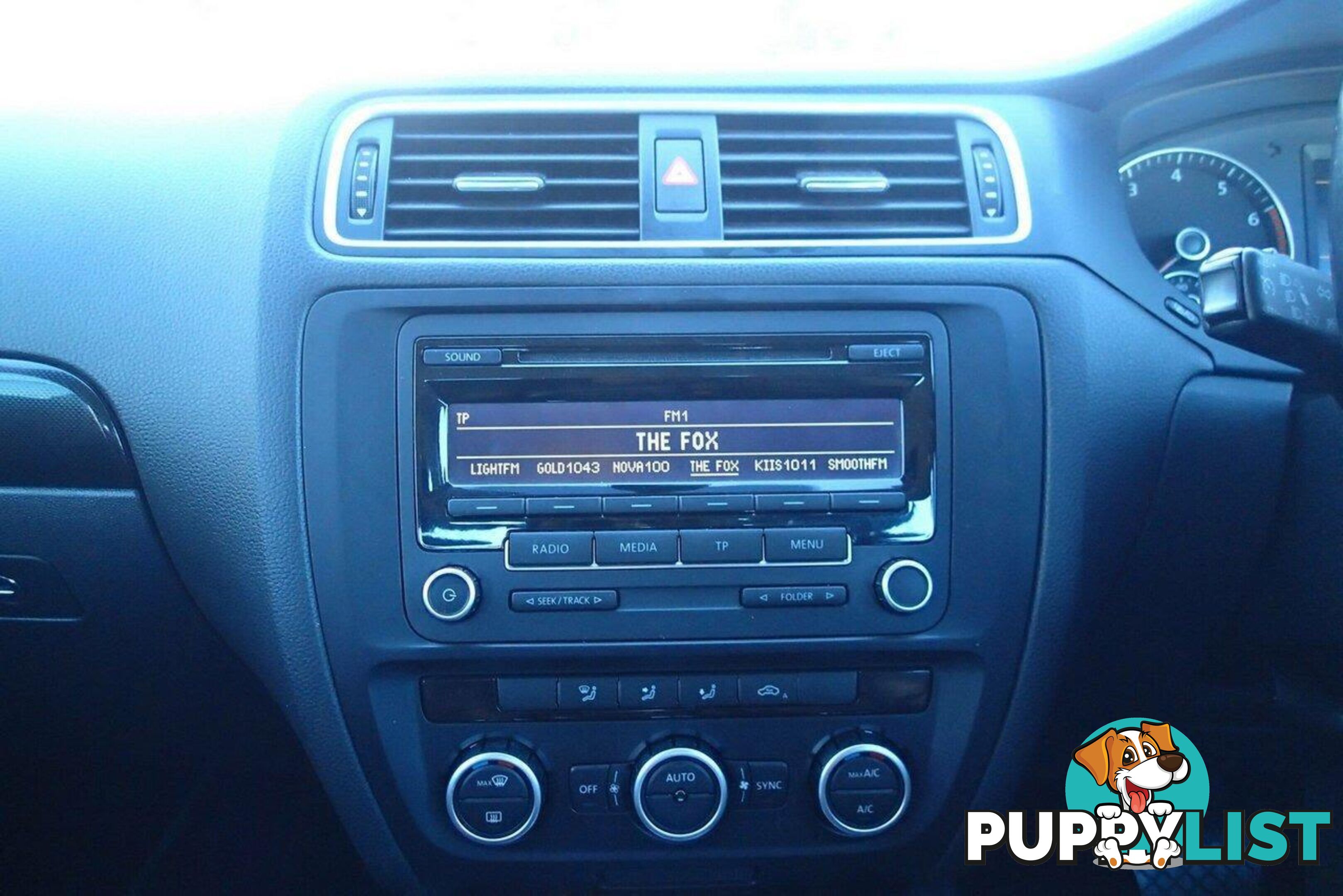 2014 VOLKSWAGEN JETTA 118 TSI COMFORTLINE 1KM MY14 SEDAN, 4 DOORS, 5 SEATS