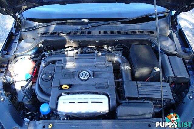 2014 VOLKSWAGEN JETTA 118 TSI COMFORTLINE 1KM MY14 SEDAN, 4 DOORS, 5 SEATS