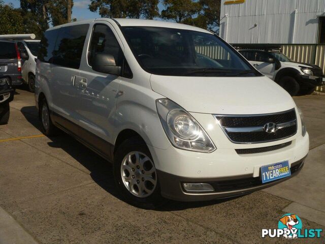 2010 HYUNDAI IMAX  TQ WAGON, 4 DOORS, 8 SEATS