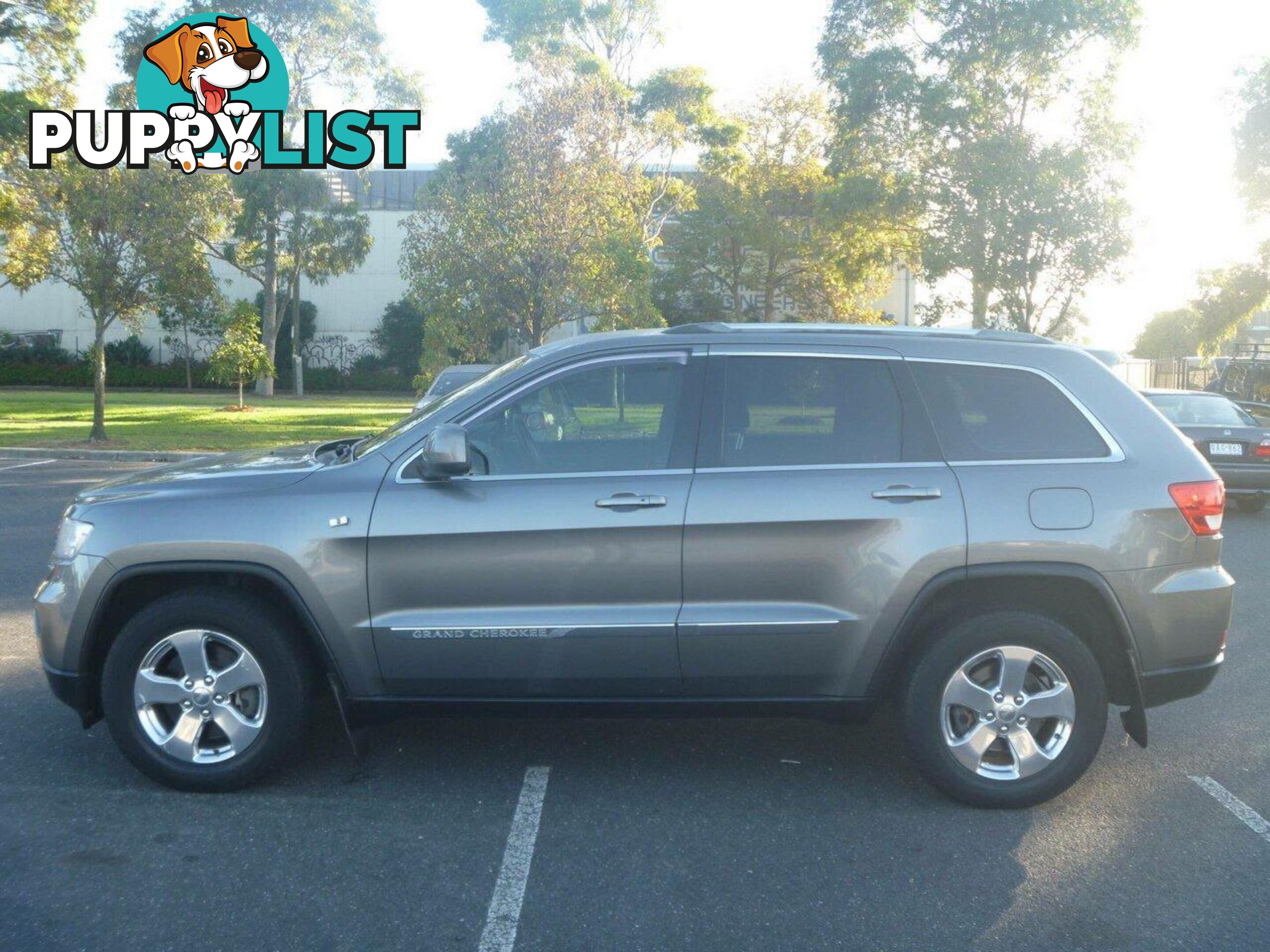 2011 JEEP GRAND CHEROKEE LAREDO (4X4) WK SUV, 4 DOORS, 5 SEATS