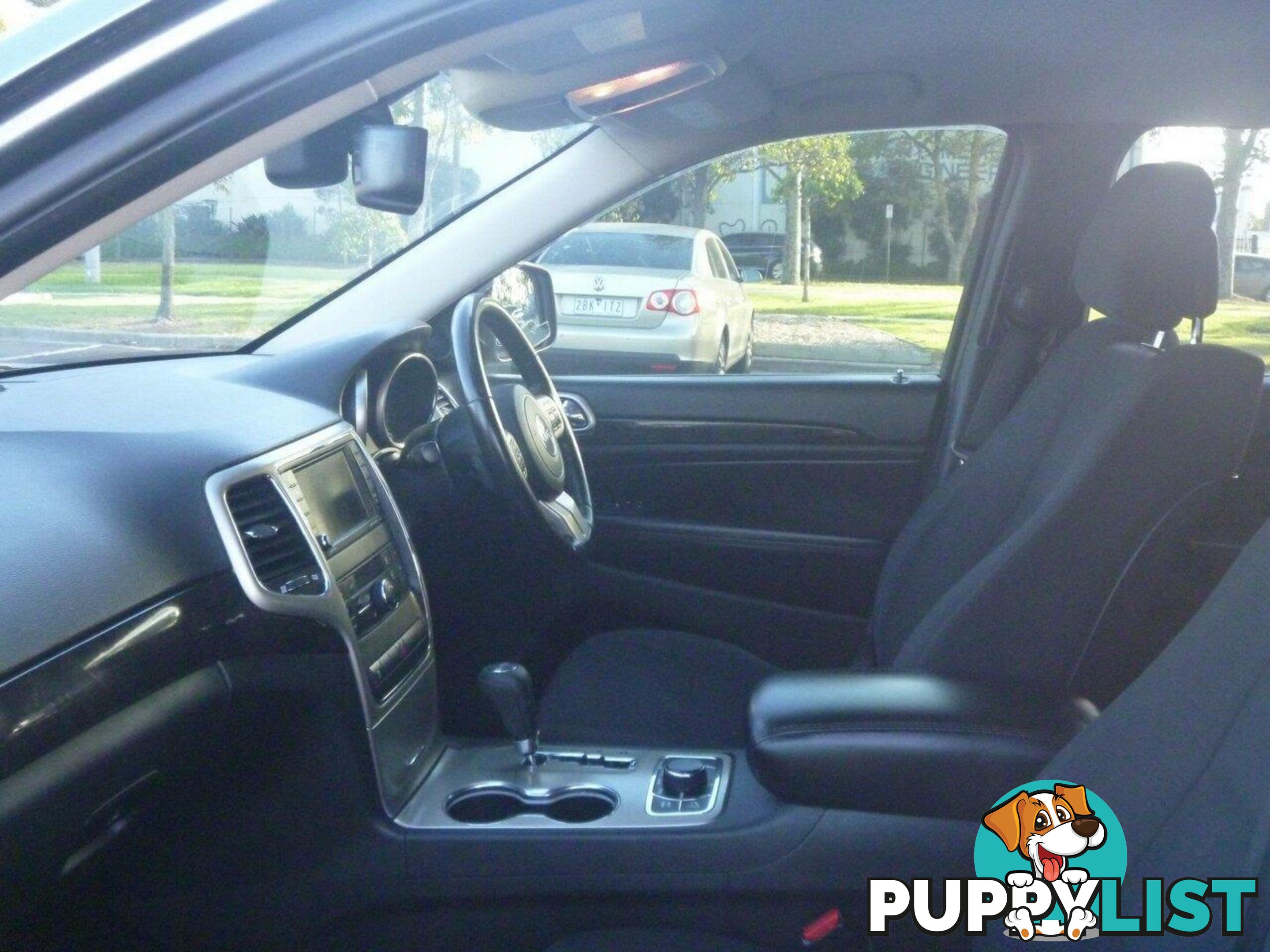 2011 JEEP GRAND CHEROKEE LAREDO (4X4) WK SUV, 4 DOORS, 5 SEATS