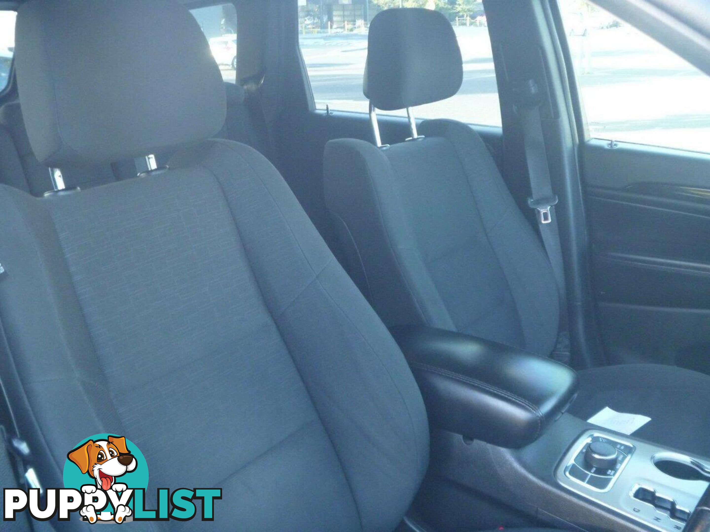 2011 JEEP GRAND CHEROKEE LAREDO (4X4) WK SUV, 4 DOORS, 5 SEATS