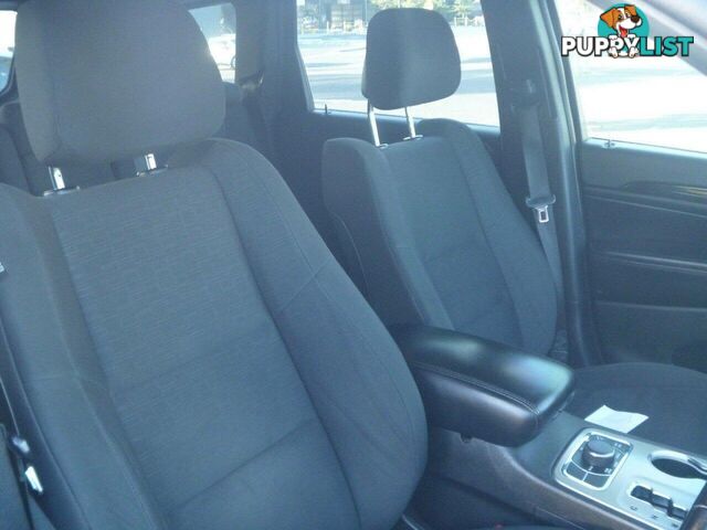 2011 JEEP GRAND CHEROKEE LAREDO (4X4) WK SUV, 4 DOORS, 5 SEATS