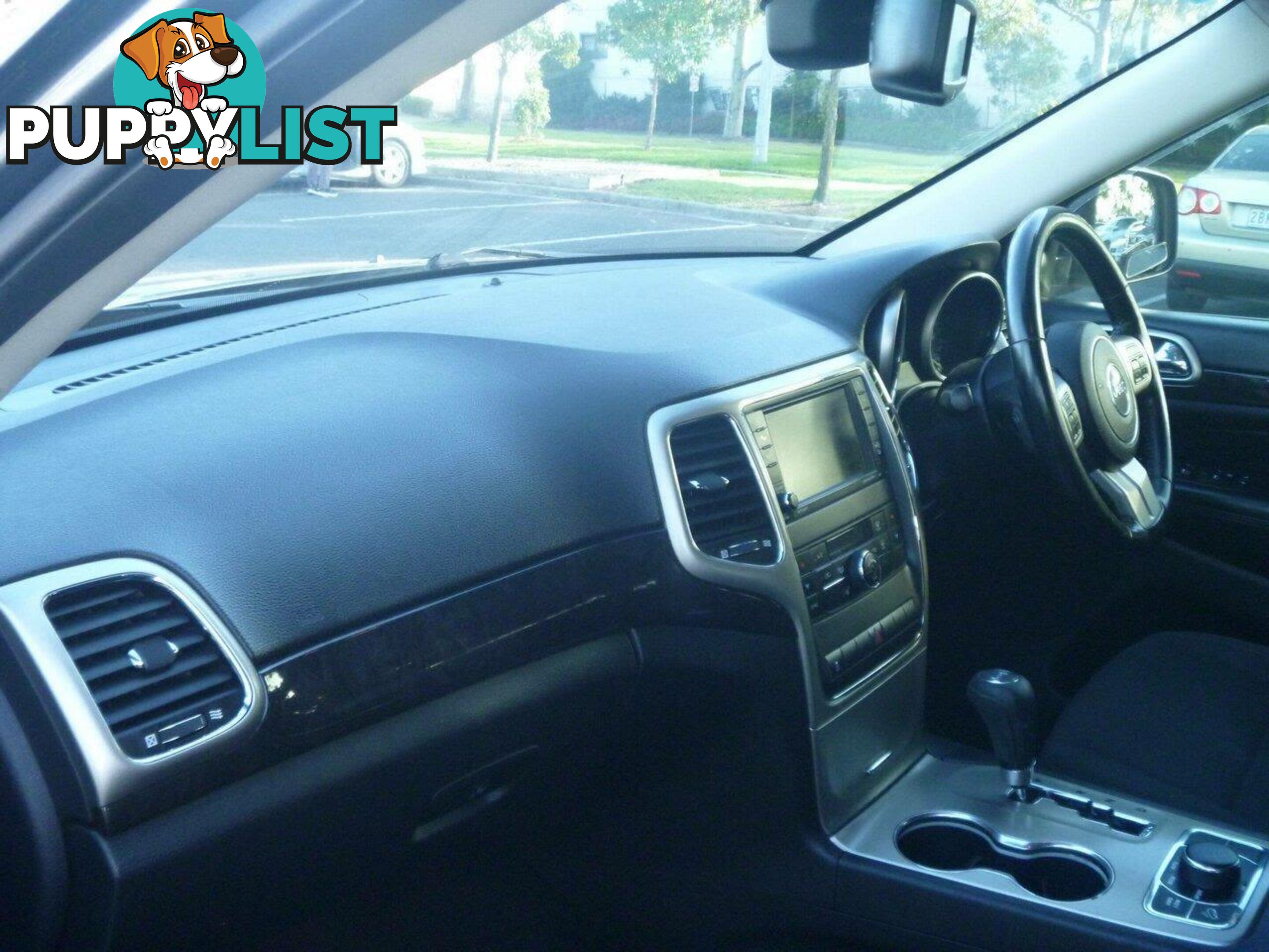 2011 JEEP GRAND CHEROKEE LAREDO (4X4) WK SUV, 4 DOORS, 5 SEATS
