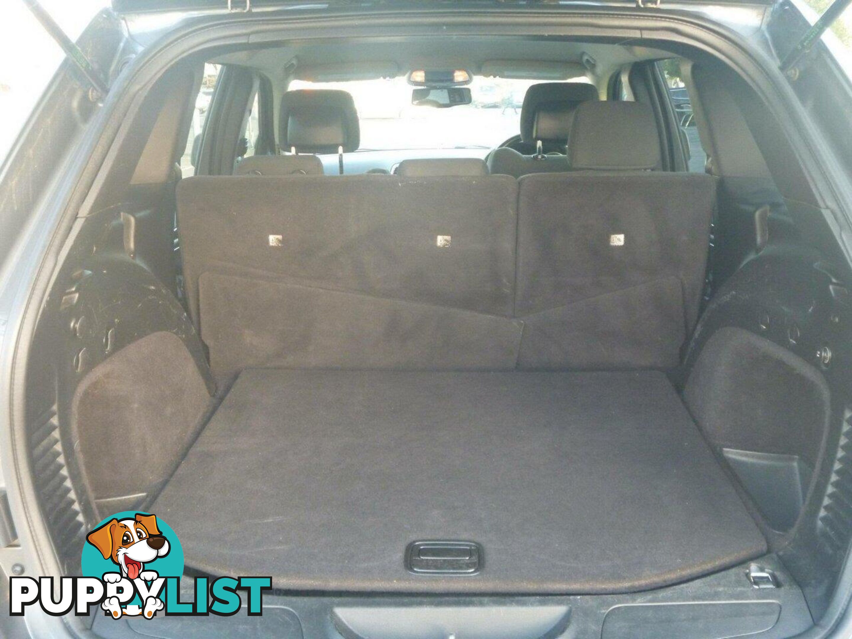 2011 JEEP GRAND CHEROKEE LAREDO (4X4) WK SUV, 4 DOORS, 5 SEATS