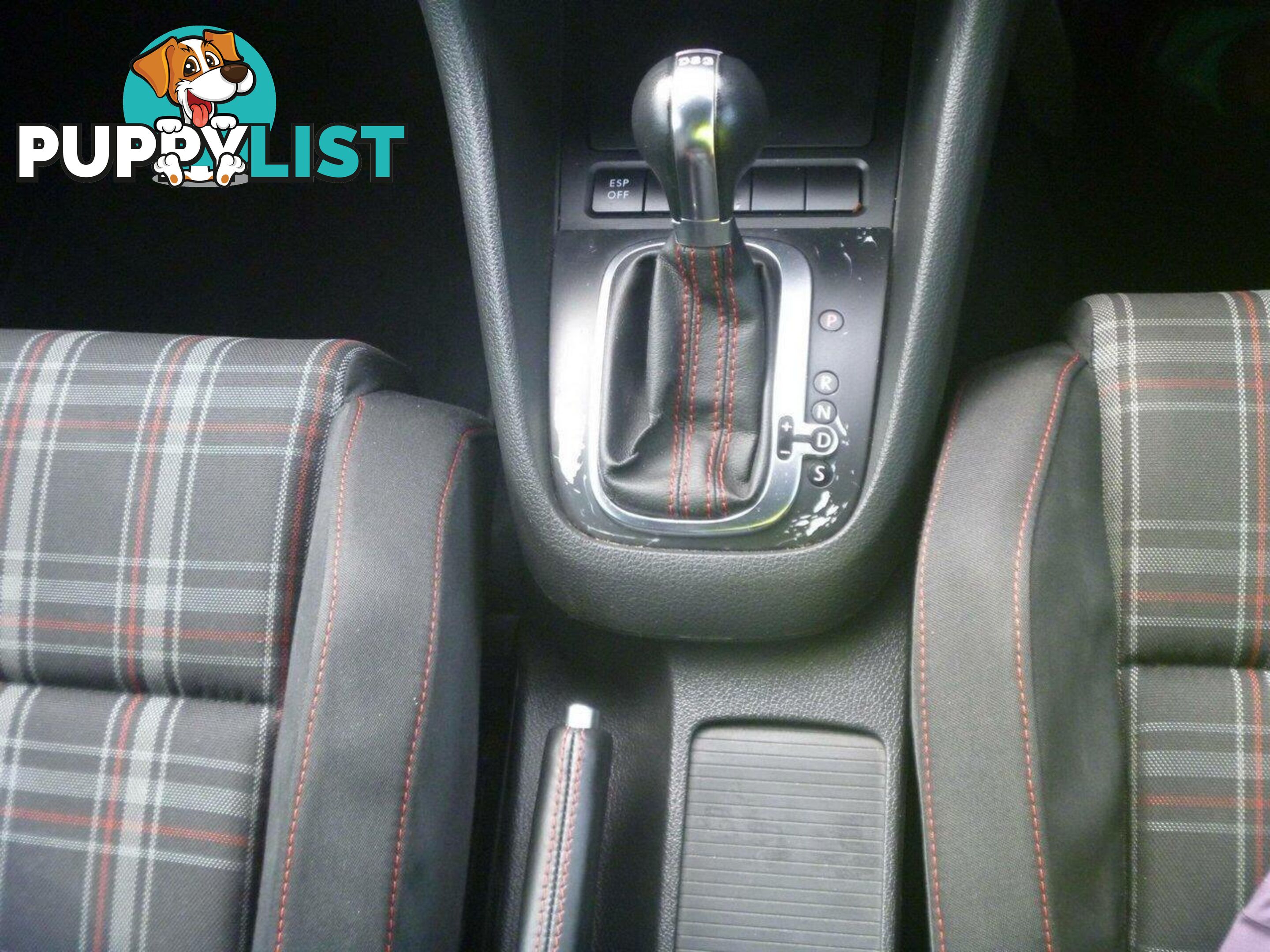 2010 VOLKSWAGEN GOLF GTI 1K MY10 HATCH, 3 DOORS, 5 SEATS